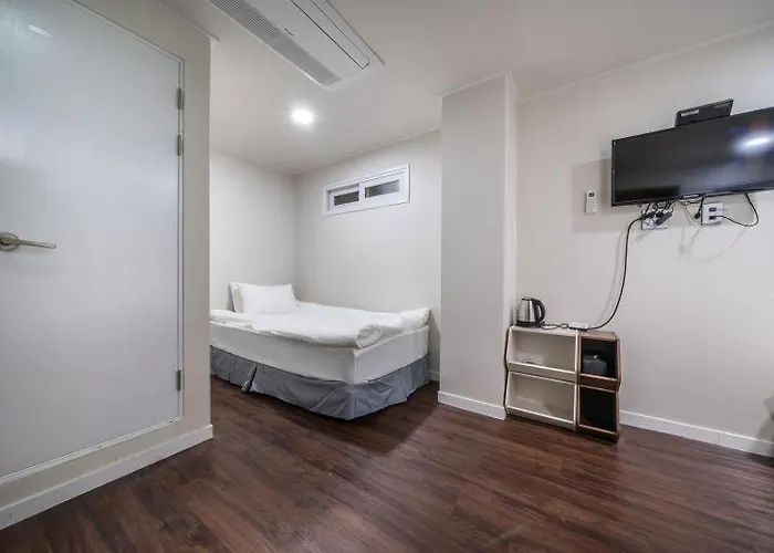 Mayone Myeongdong Hotel *